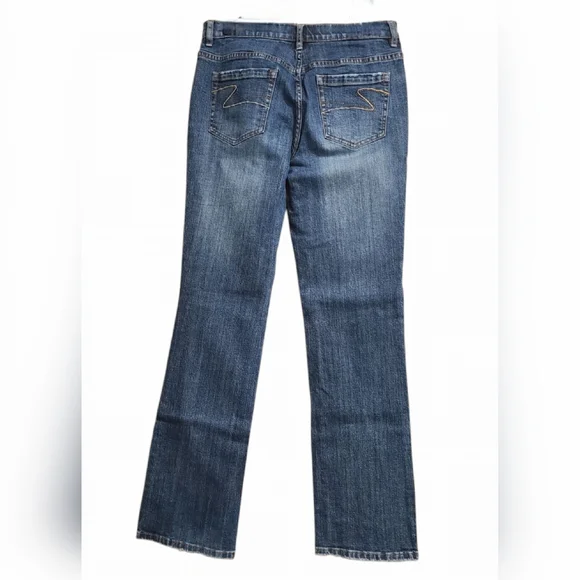 Classic Blue Women's Jeans - Picture 2 of 9